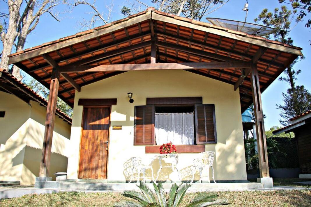 Pousada Casa Amarela Piracaia Dış mekan fotoğraf